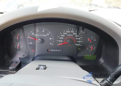 2005 Ford F-150 Stx/Xl/Xlt из США, поврежденный, VIN 1FTRF12WX5NB65268